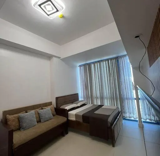 Unit Located At 38 Park Avenue In It Park